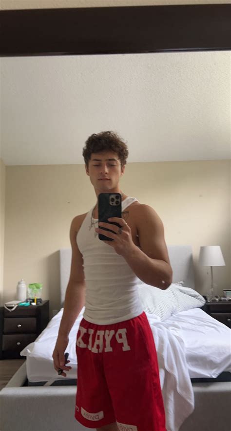 gay forfans|Cael Collins .